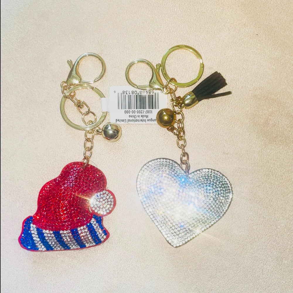 💚 2 Rhinestone Purse Charms/Key Chains/Back Packs that Sparkle Beautifully.